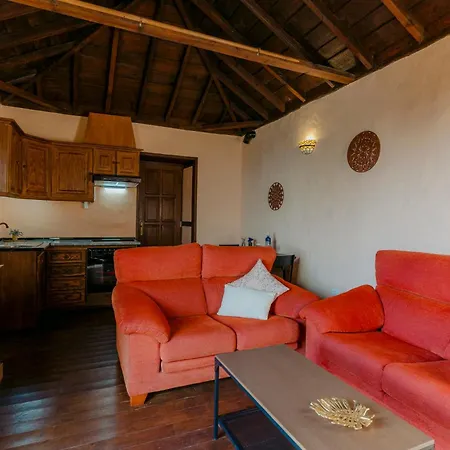 Casa Elena Lodge *